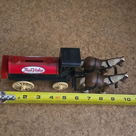 ERTL True Value Hardware Advertisement 1990 Horse Wagon Coin Bank Die-Cast Metal - Picture 3 of 16